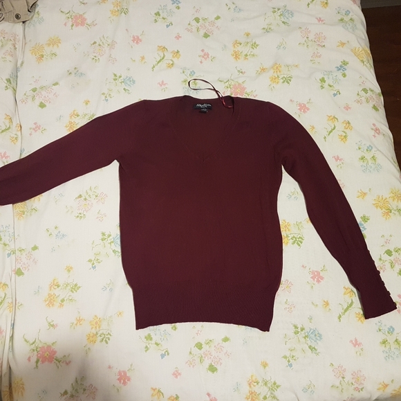 Tops - Picture 1 of 2